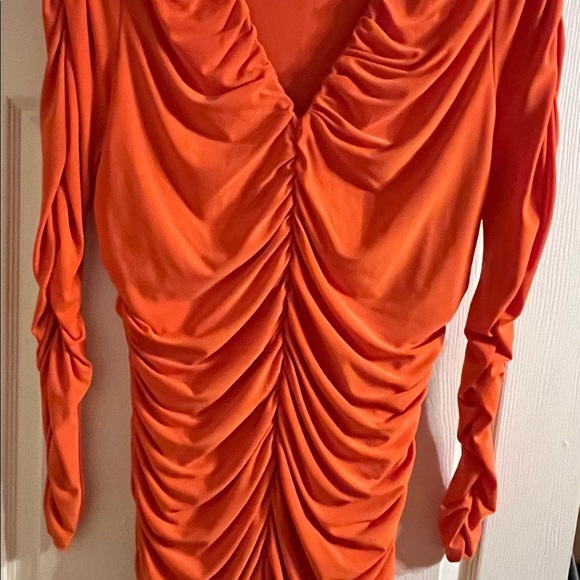 Ruched plus size dress - Picture 2 of 4